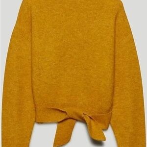 Wilfred Lorin Sweater